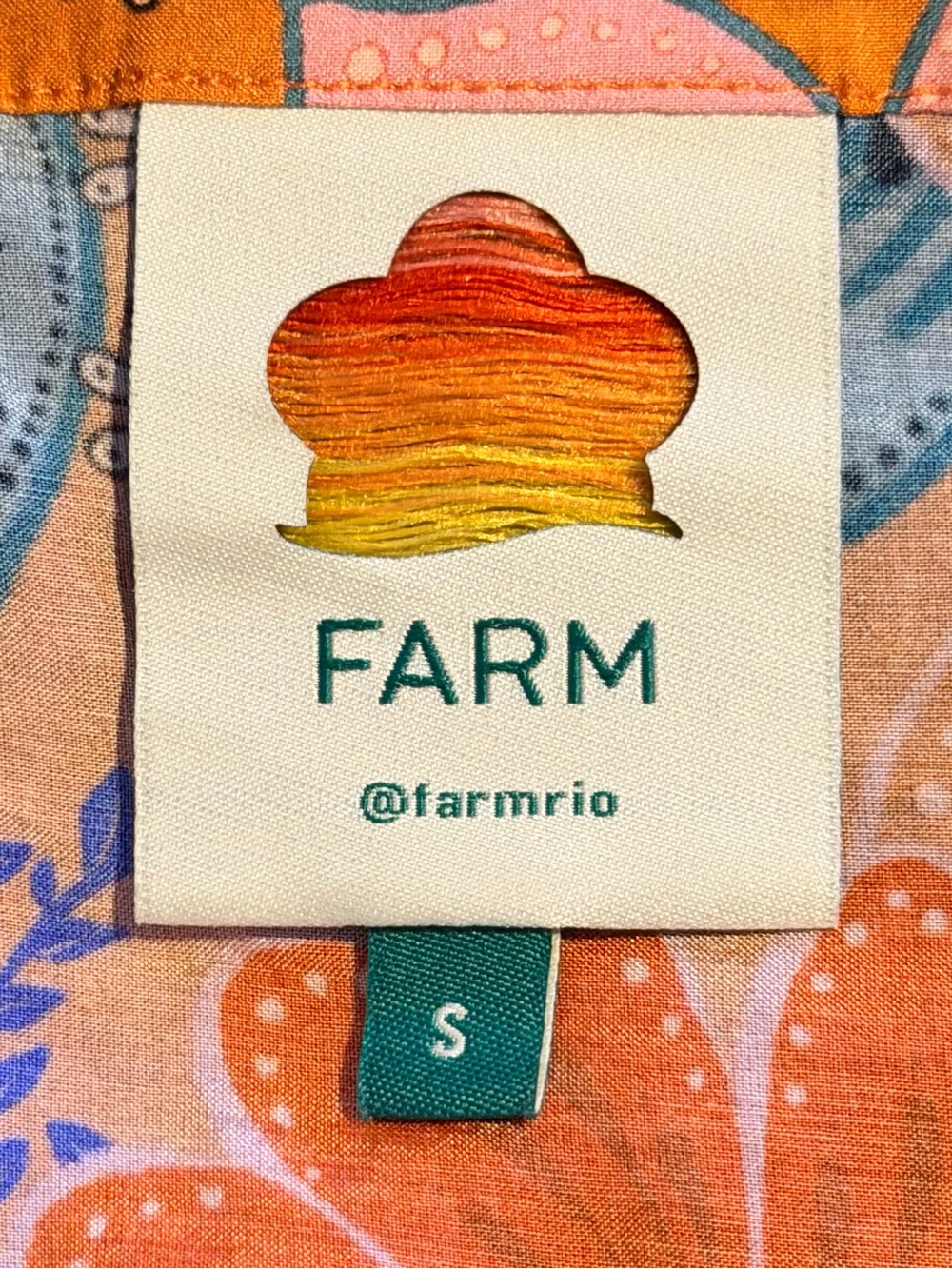 Farm Rio Women’s Size Small V-Neck Blouse - Picture 5 of 7